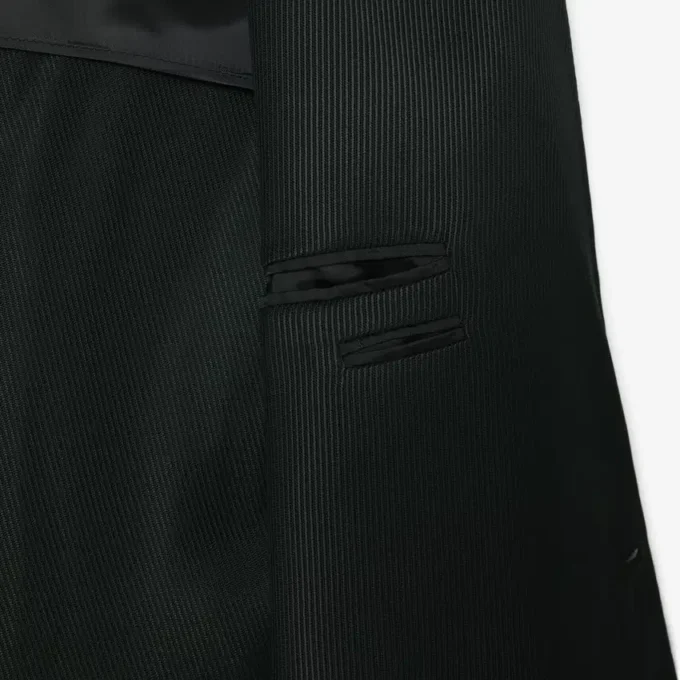 Blazer de cetim com gola em xale da coleção Runway