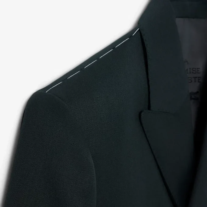 Blazer de lã leve com botões duplos da coleção Runway