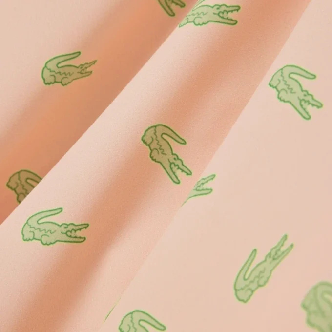 Boxers de banho de comprimento médio com padrão de crocodilo