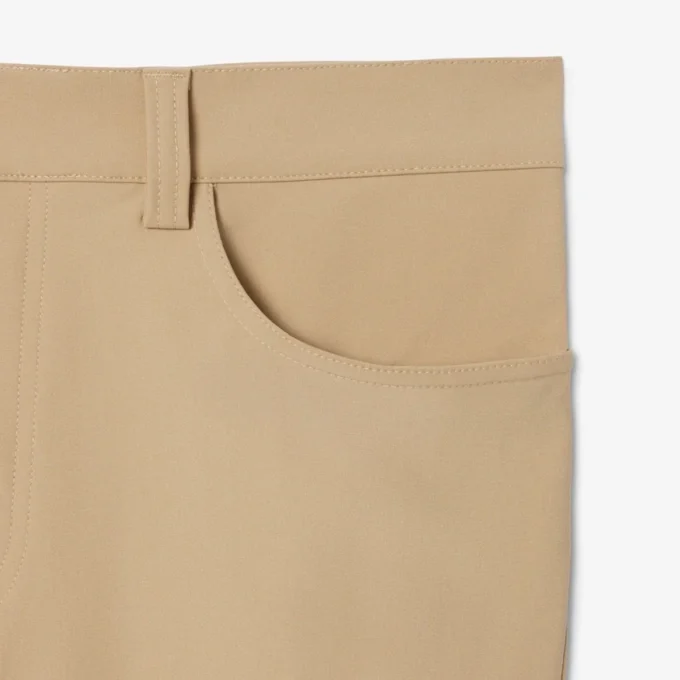 Calças chino elásticas de corte justo