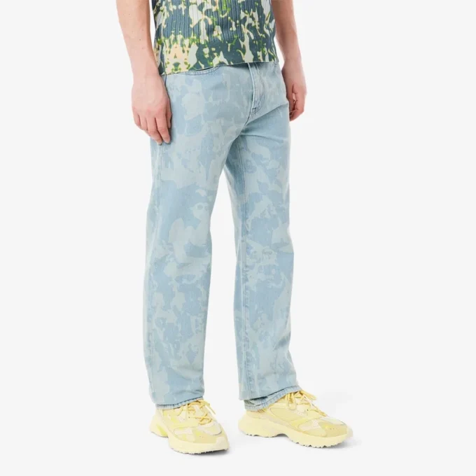 Calças de ganga de corte reto com padrão estampado para homem