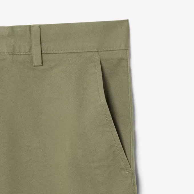 Calções chino em sarja elástica