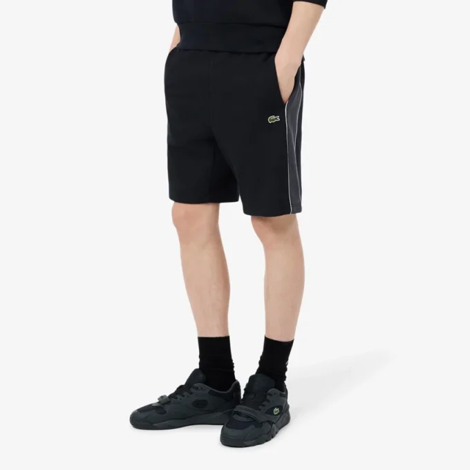 Calções de malha polar com blocos de cor e corte regular