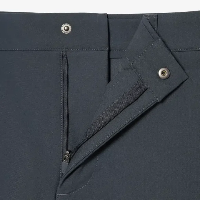 Calções Slim Fit para homem