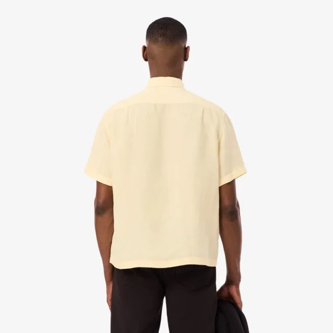 Camisa de linho de corte descontraído
