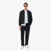 Camisa de linho às riscas de corte regular para homem