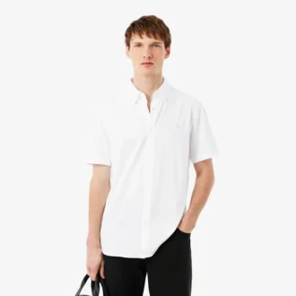 Camisa de manga curta com corte justo