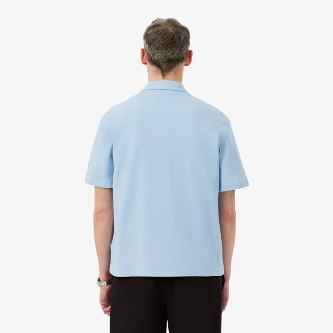Camisa de manga curta em piqué com corte descontraído