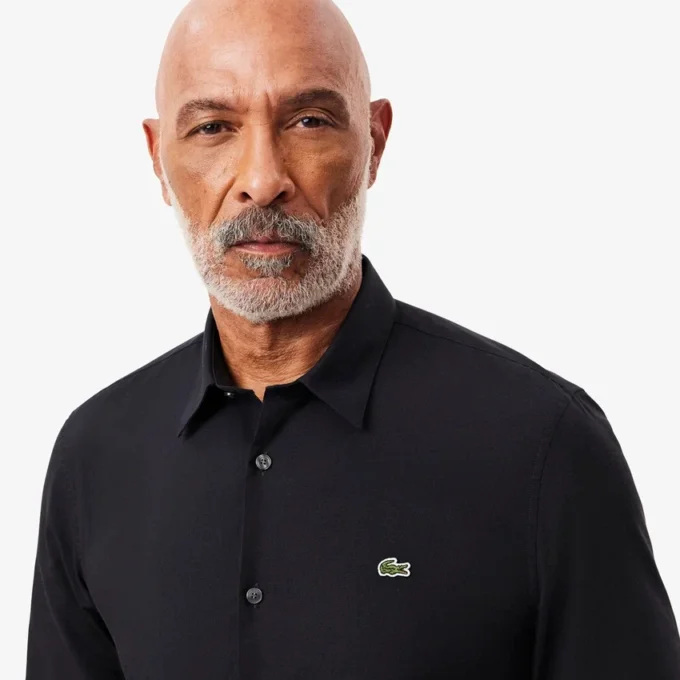 Camisa de popeline elástica de corte justo para homem