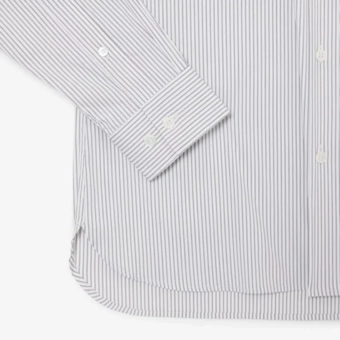 Camisa de popeline elástico às riscas com corte justo