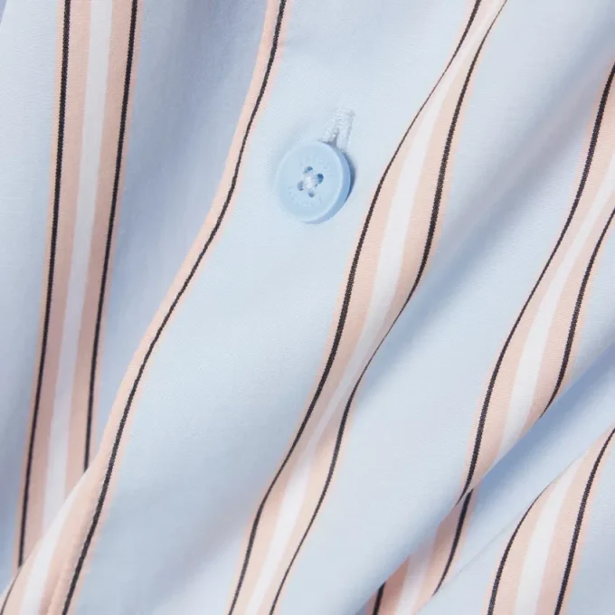 Camisa de popeline às riscas com corte regular