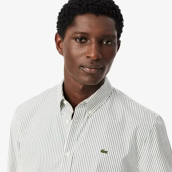 Camisa de riscas com corte regular para homem