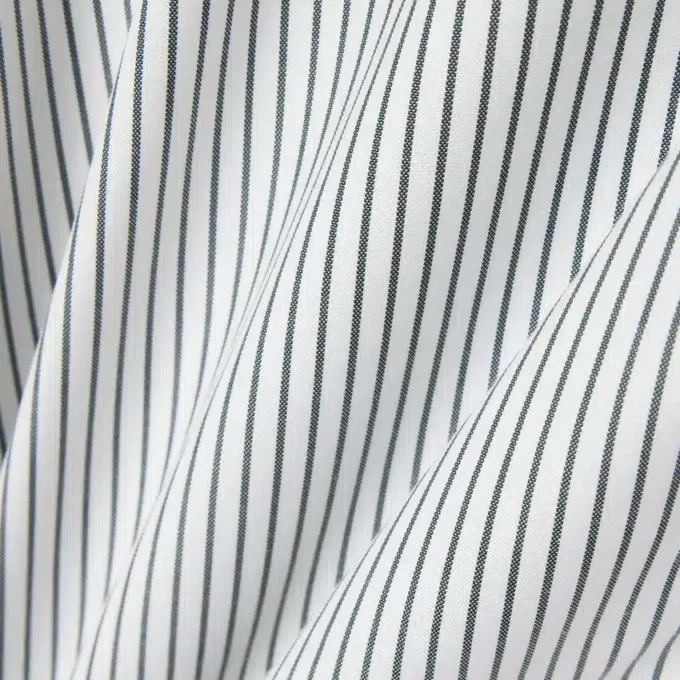Camisa de riscas com corte regular para homem