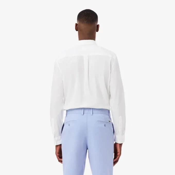 Camisa em popeline elástico de corte regular