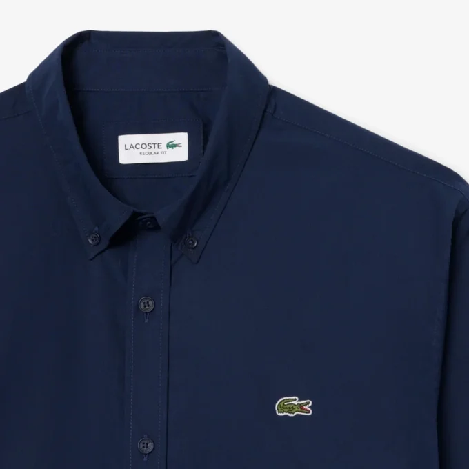 Camisa em popeline elástico de corte regular