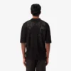 Camiseta com croco em malha rendada