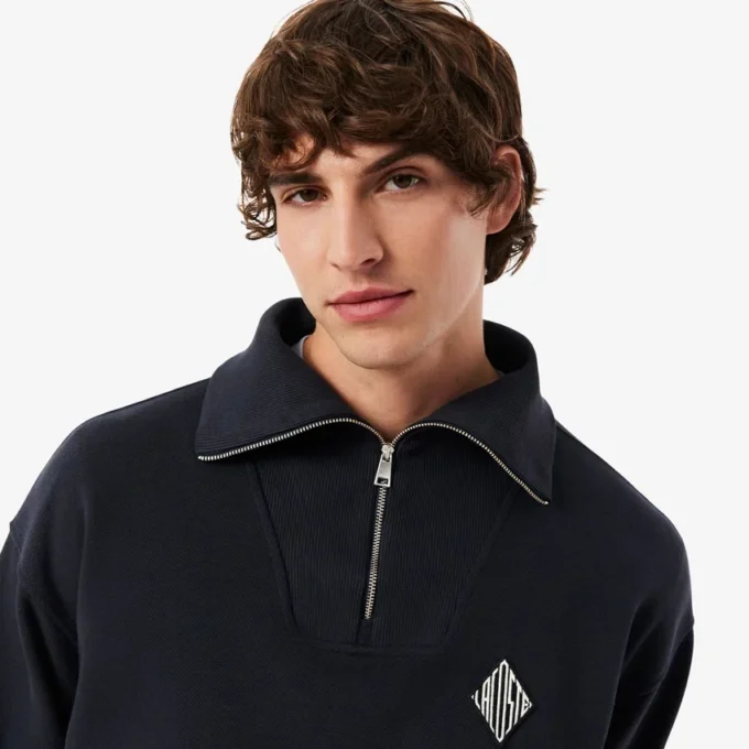 Camisola com fecho de correr e corte largo