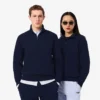 Camisola com gola alta e fecho em relevo