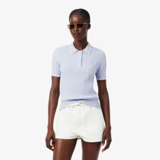Camisola com gola polo em malha trançada às riscas