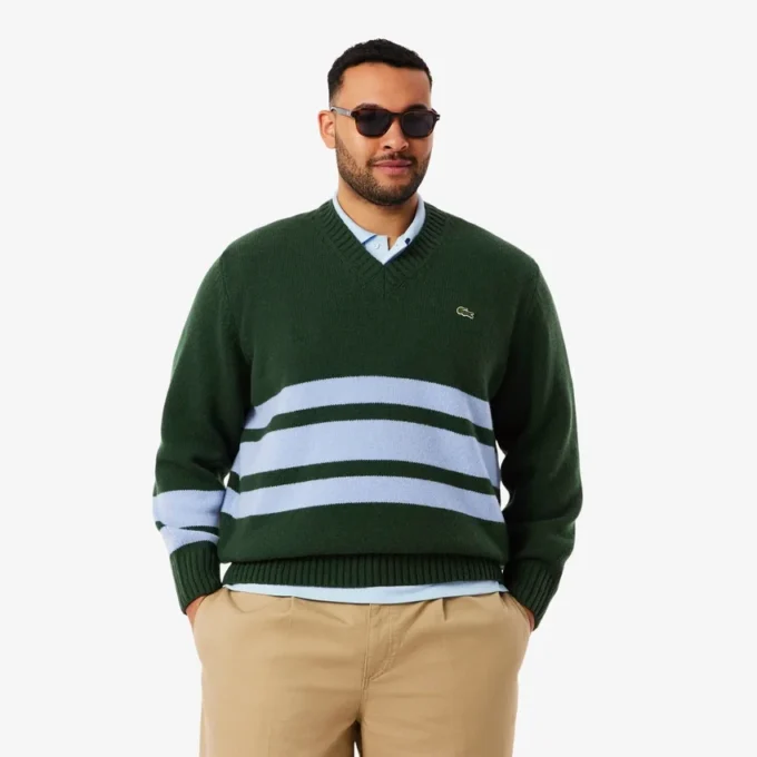 Camisola de gola em V em lã às riscas para homem