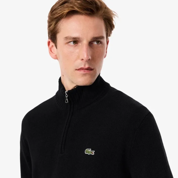 Camisola de lã com gola alta e fecho para homem