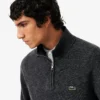 Camisola de lã com gola alta e fecho para homem