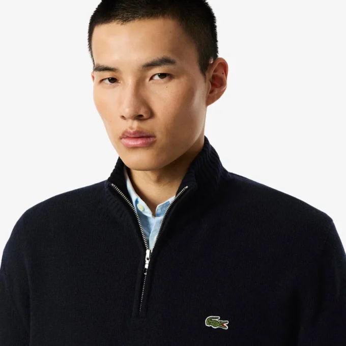 Camisola de lã com gola alta e fecho para homem
