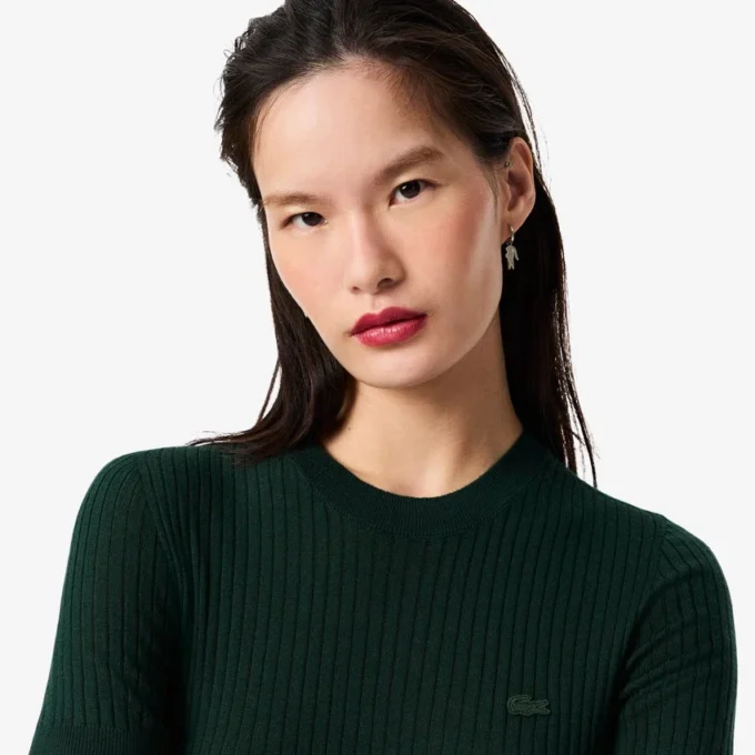 Camisola de malha canelada de lã merino de manga curta para mulher