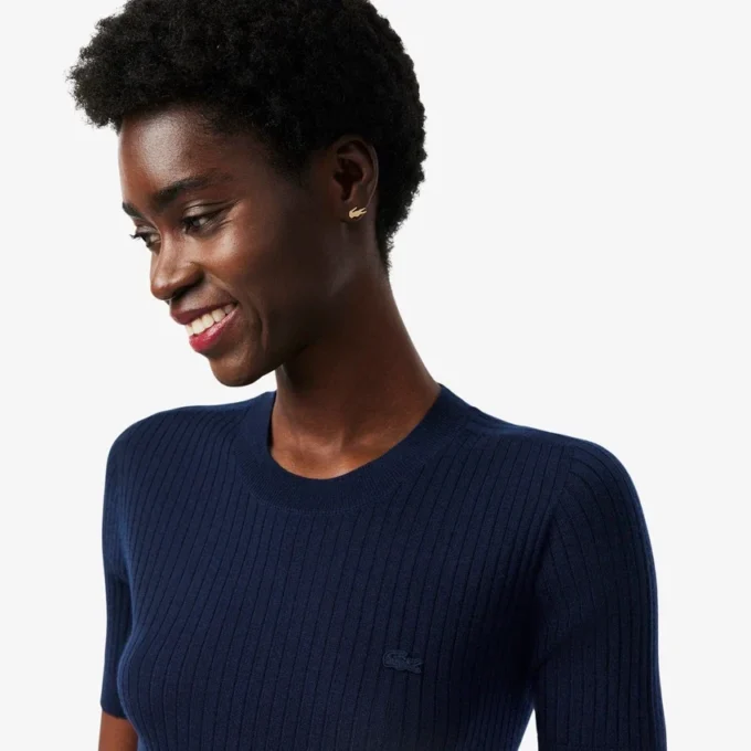 Camisola de malha canelada de lã merino de manga curta para mulher