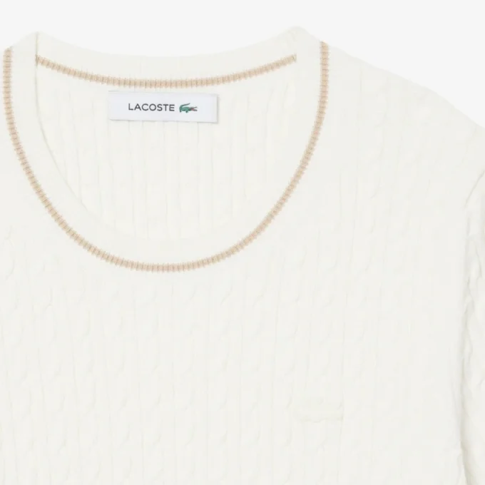 Camisola de malha trançada de manga curta