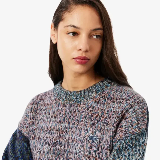 Camisola de malha trançada em mistura de lã com gola alta para mulher