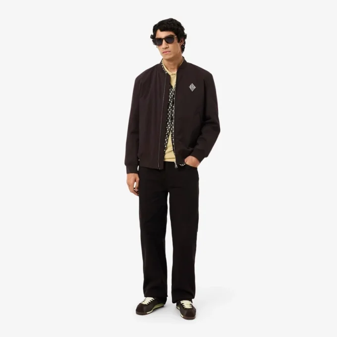 Casaco bomber retro com emblema e repelente de água