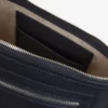 Clutch em pele granulada Lacoste Club