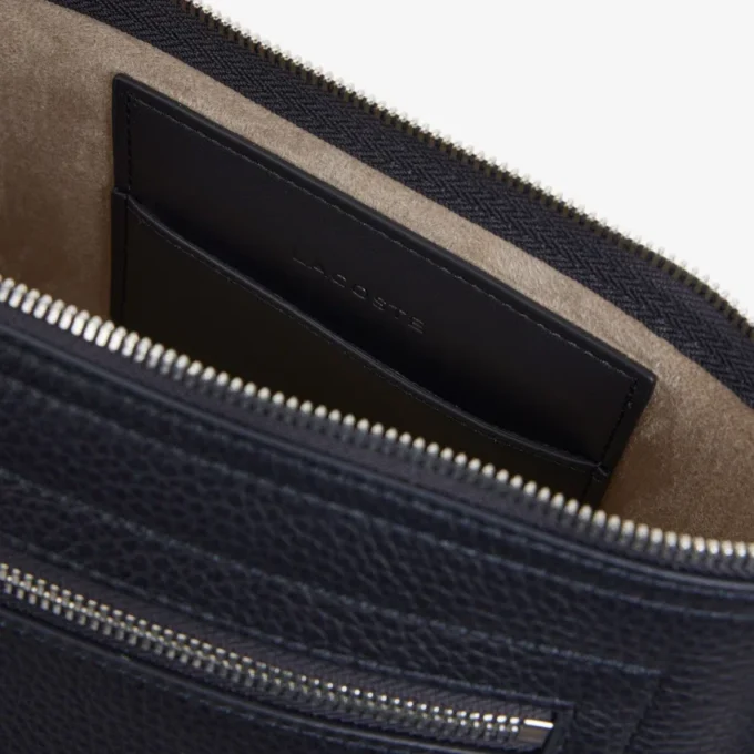 Clutch em pele granulada Lacoste Club