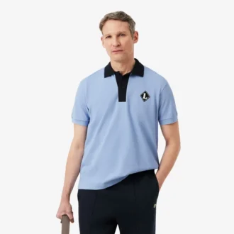 Fabricado em França Polo com emblema de corte clássico