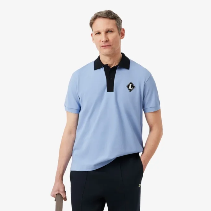 Fabricado em França Polo com emblema de corte clássico