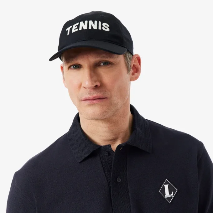Fabricado em França Polo com emblema de corte clássico
