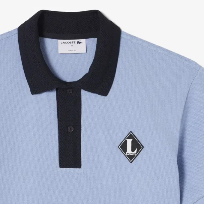 Fabricado em França Polo com emblema de corte clássico
