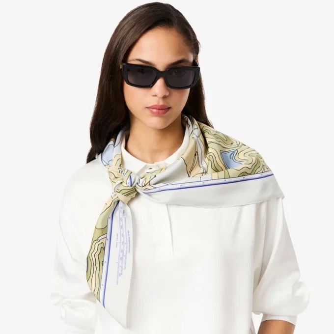 Lenço feminino com estampado Chantaco