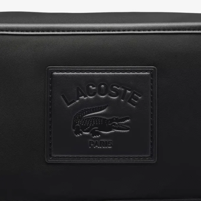 Mala clássica Lacoste com aba