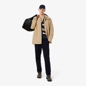 Parka com capuz repelente de água de comprimento médio para homem