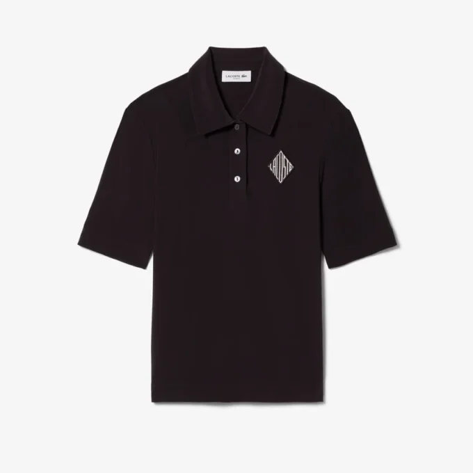 Polo bordada de corte justo