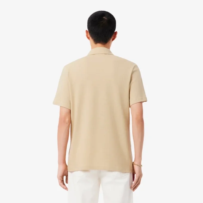Polo de algodão e linho com corte clássico