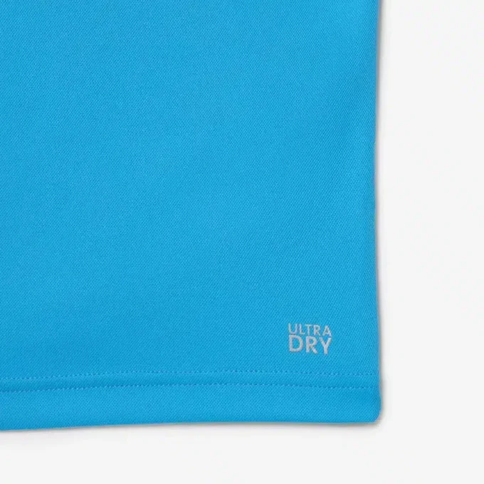 Polo de golfe com proteção UV de corte regular para homem