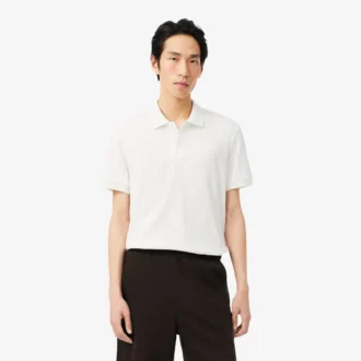 Polo de malha canelada com corte clássico