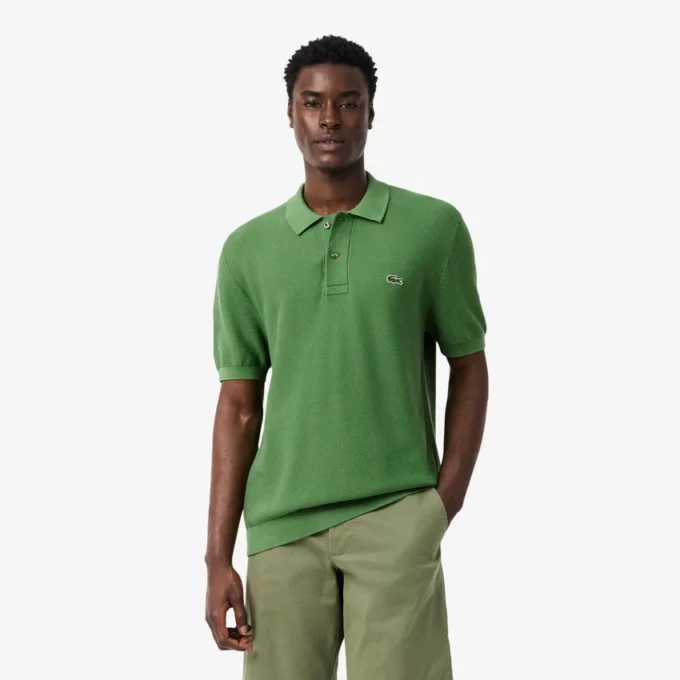 Polo de malha com corte clássico