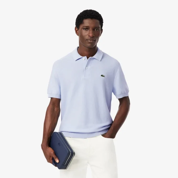 Polo de malha com corte clássico