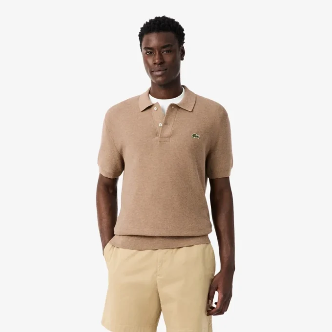 Polo de malha com corte clássico