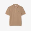 Polo de malha com corte clássico