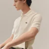 Polo de malha com corte clássico